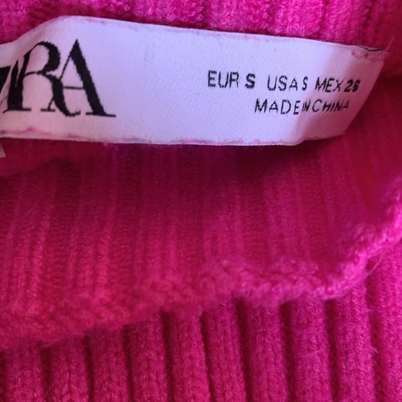 Zara Ribbed Crop Mock Neck Sweater in  Fuchsia Pink Size small Valentine’s - Picture 5 of 5